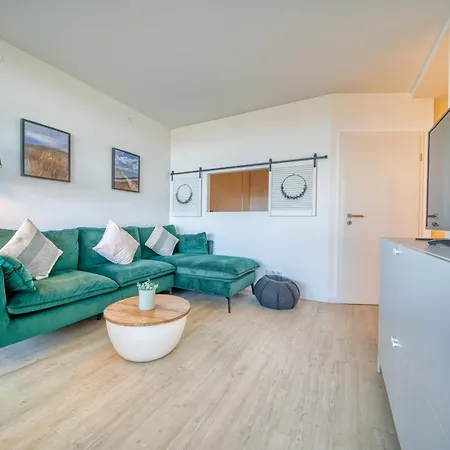 - Haus D, App 0d0502 Lejlighed *